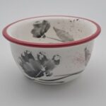 Compotera de Porcelana vivos rojos con flores negras
